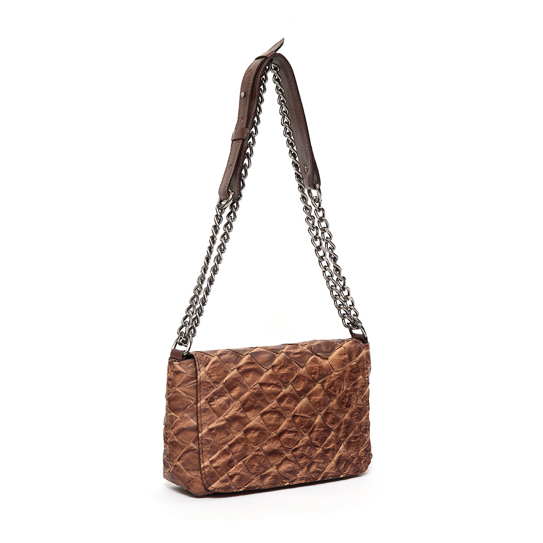 Tainá - Bolsa Tiracolo / Transversal em Couro de Pirarucu Café