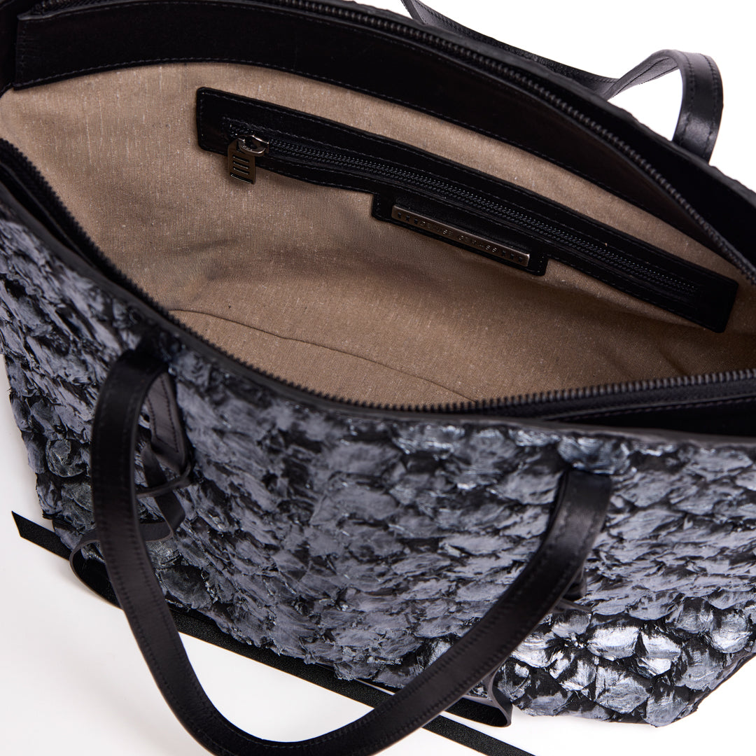 Luna - Shopper em couro de pirarucu Preto