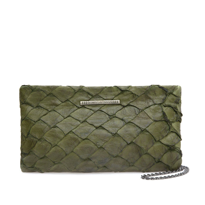 New Aquira - Maxi clutch in pirarucu leather.