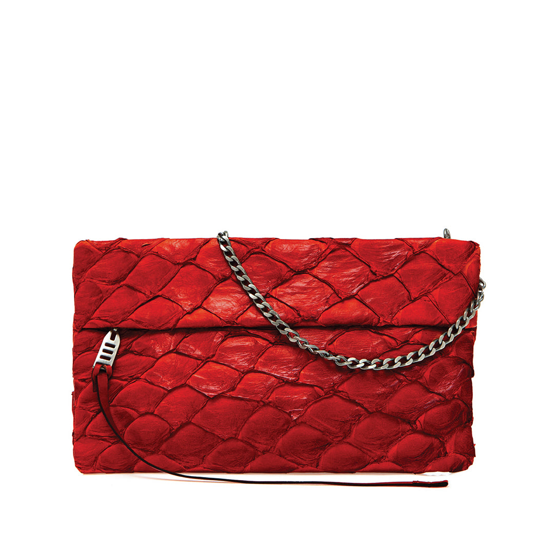 New Aquira - Maxi clutch in pirarucu leather.