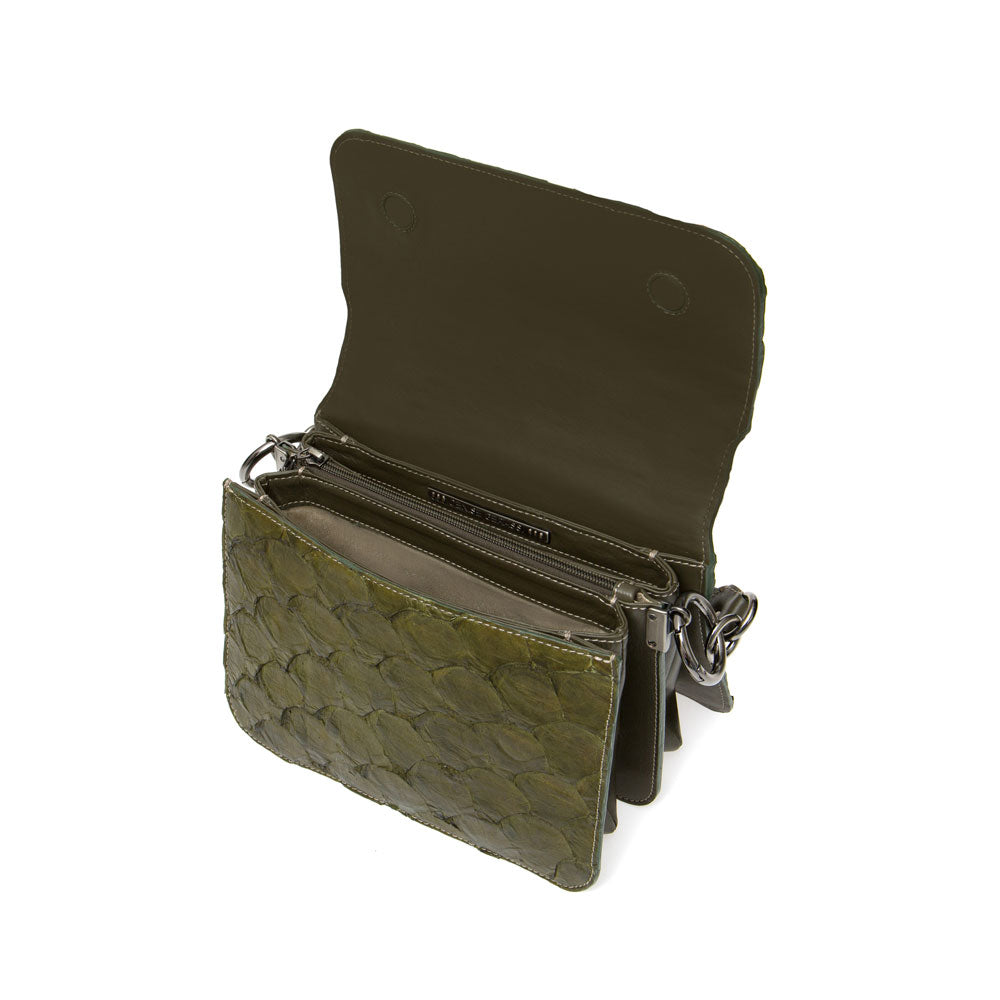 bolsa de couro de pirarucu verde militar - Denise Gerassi